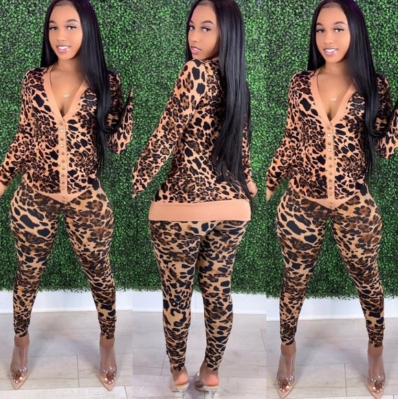 Leopard set - Picture 1 of 1